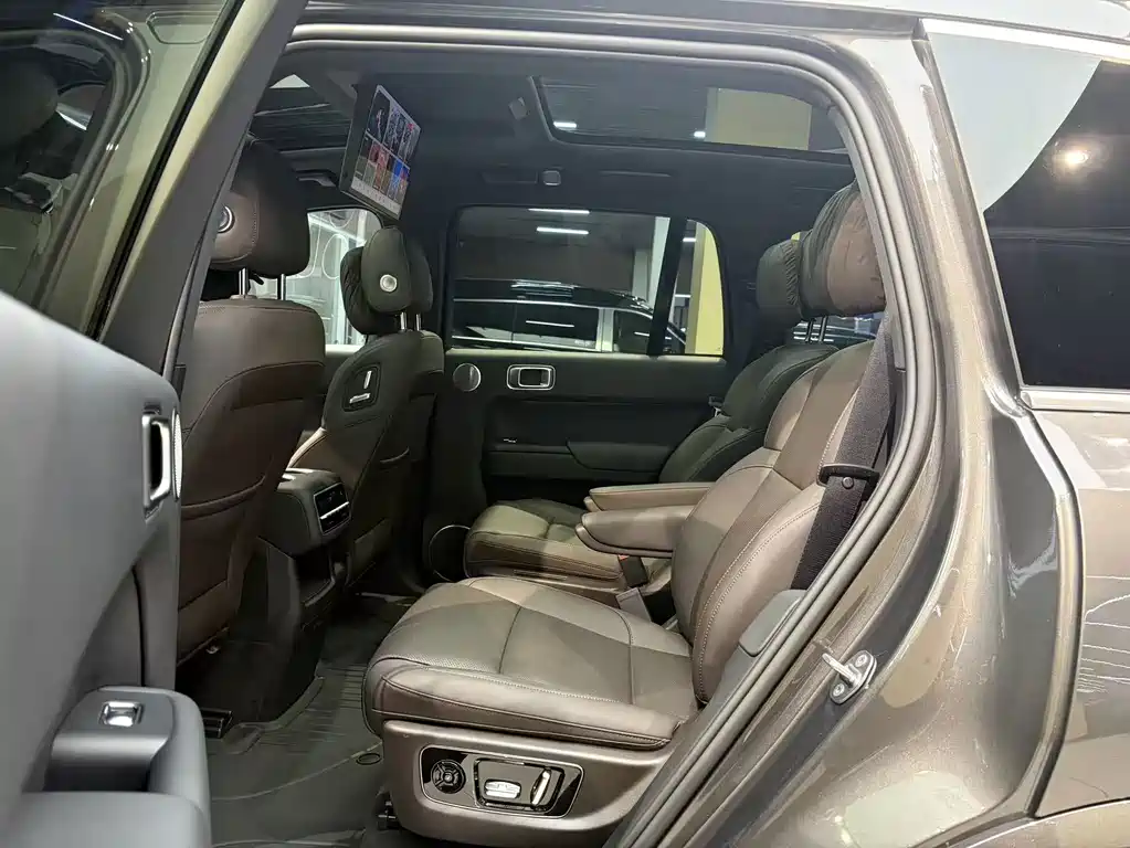 Li Auto Li L8 — миниатюра 12