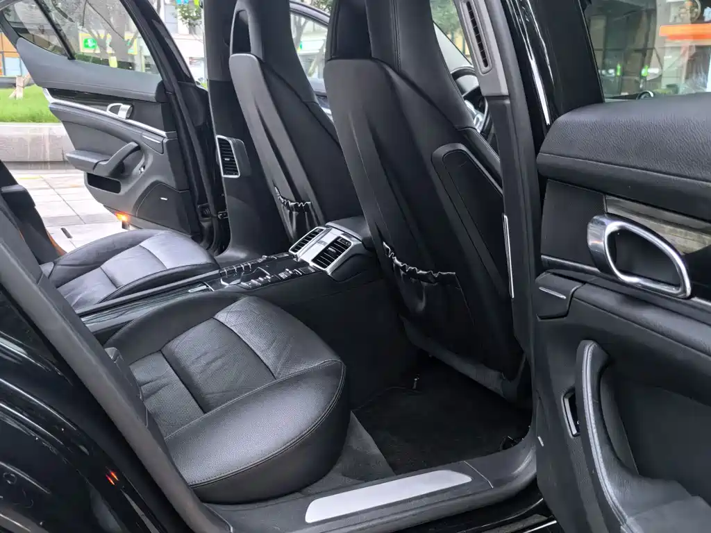 Porsche Panamera 2010 Panamera 3.6L