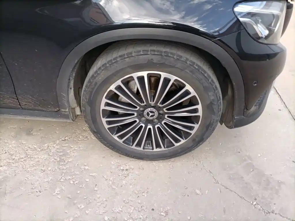 Mercedes-Benz GLC — миниатюра 8