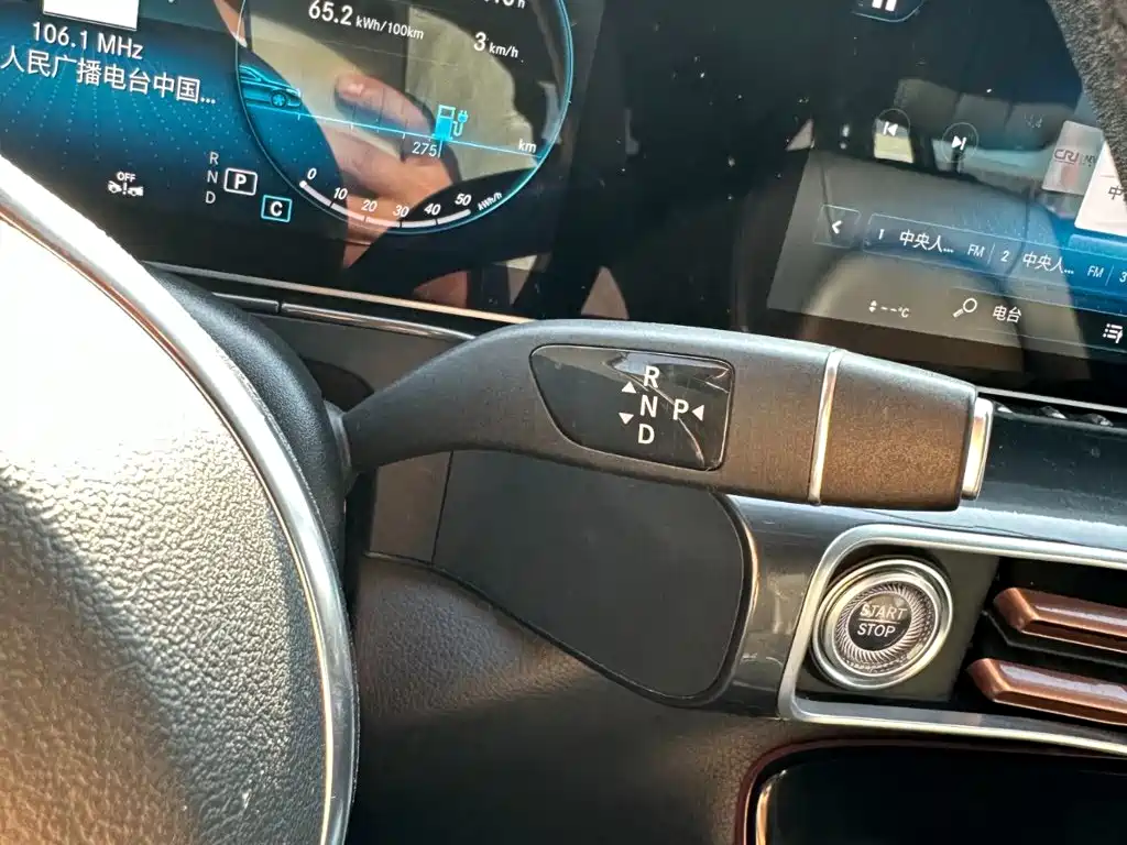 Mercedes-Benz EQC — миниатюра 22