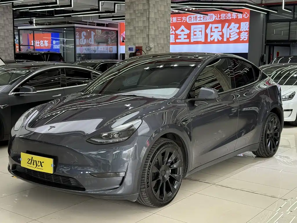 Tesla Model Y 2022