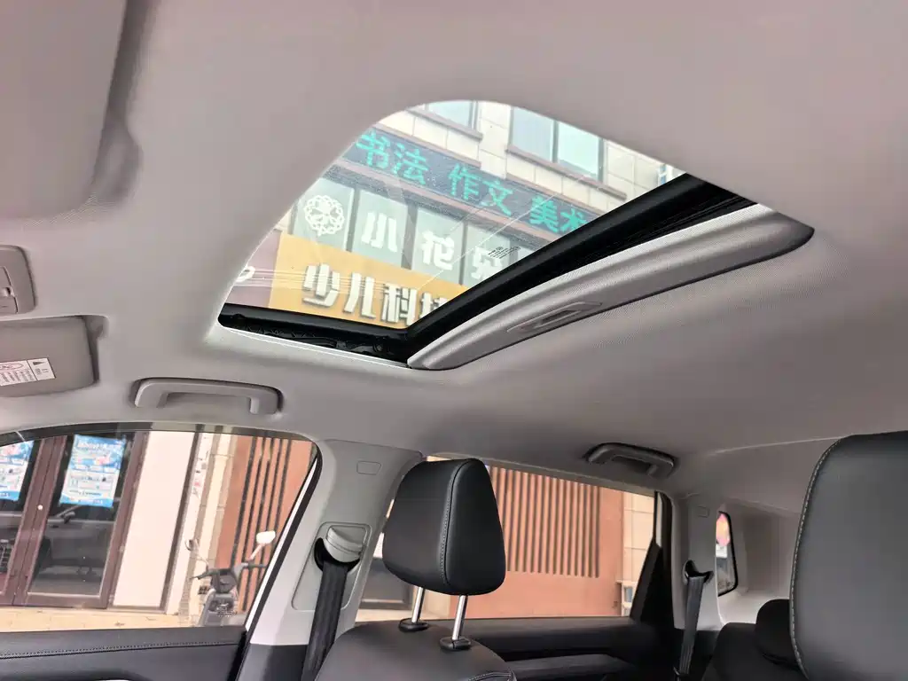 Wuling Xingchen — миниатюра 14