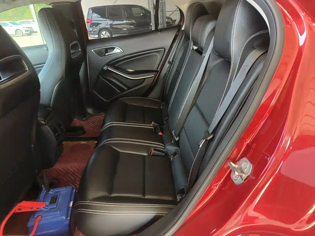 Mercedes-Benz GLA — миниатюра 17