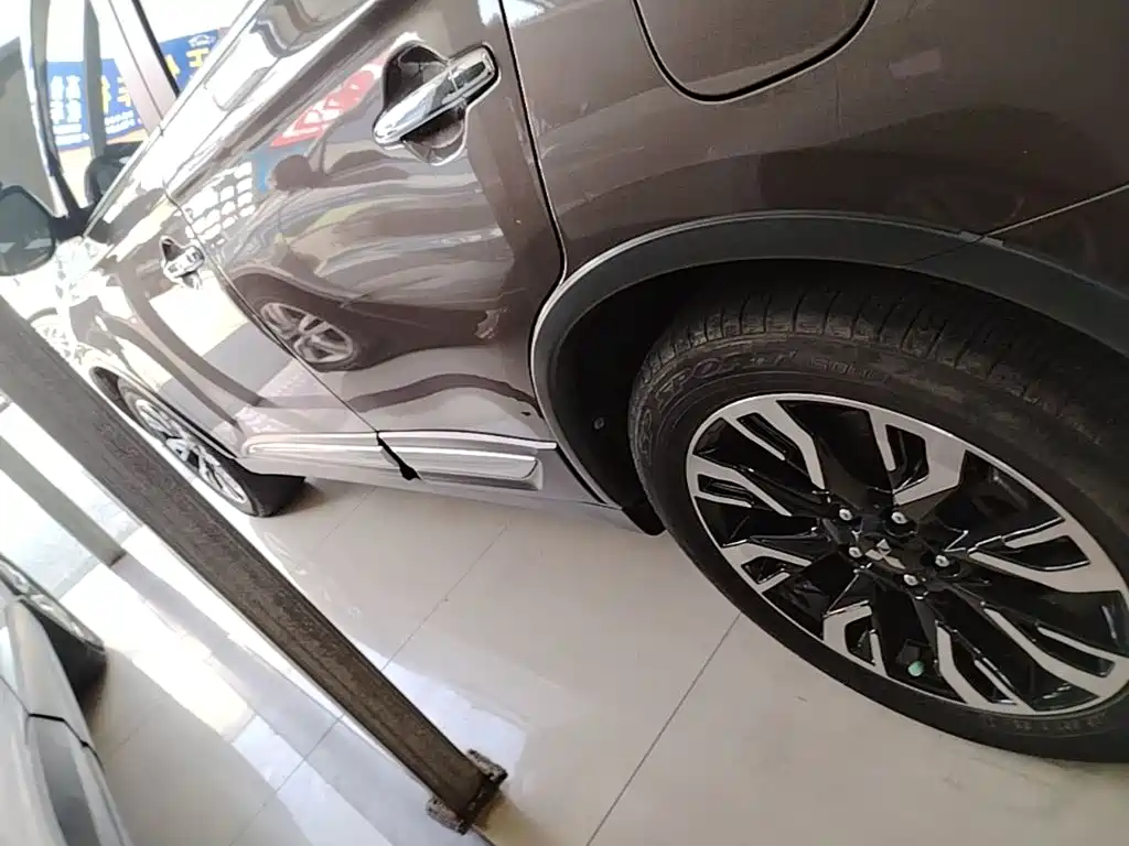 Mitsubishi Outlander — миниатюра 22