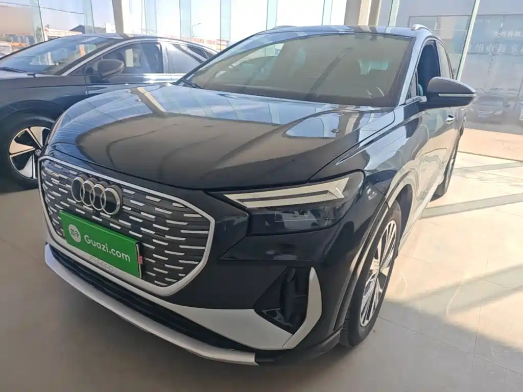 Audi Q4 e-tron — миниатюра 2