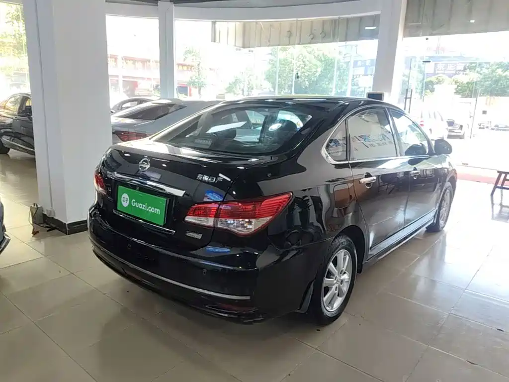 Nissan Sylphy — миниатюра 7