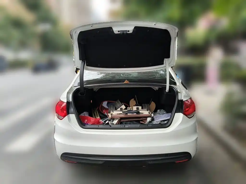 Citroen C4L — миниатюра 20