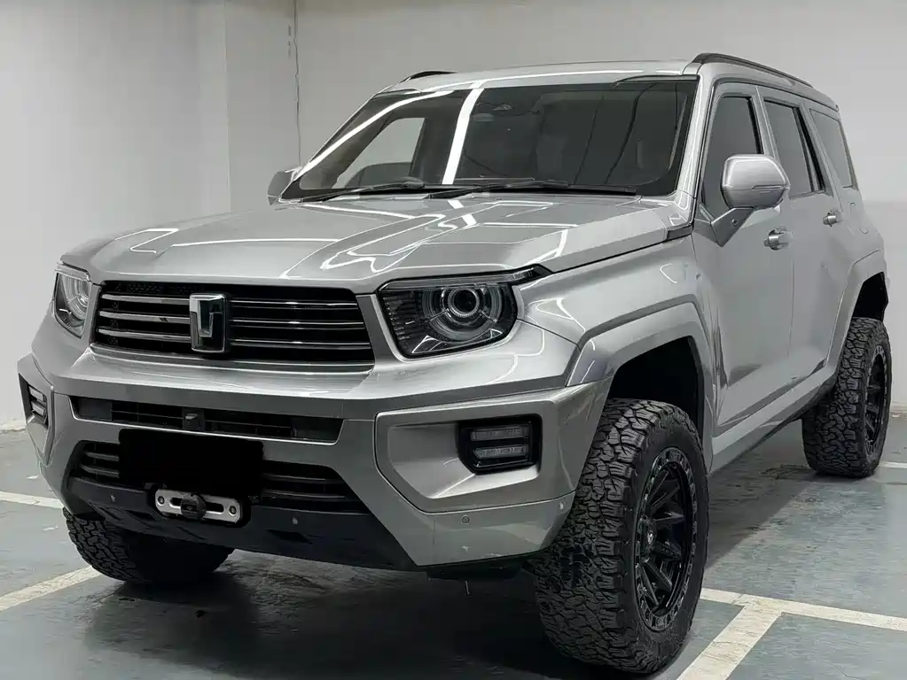 TANK TANK 700 NEW ENERGY