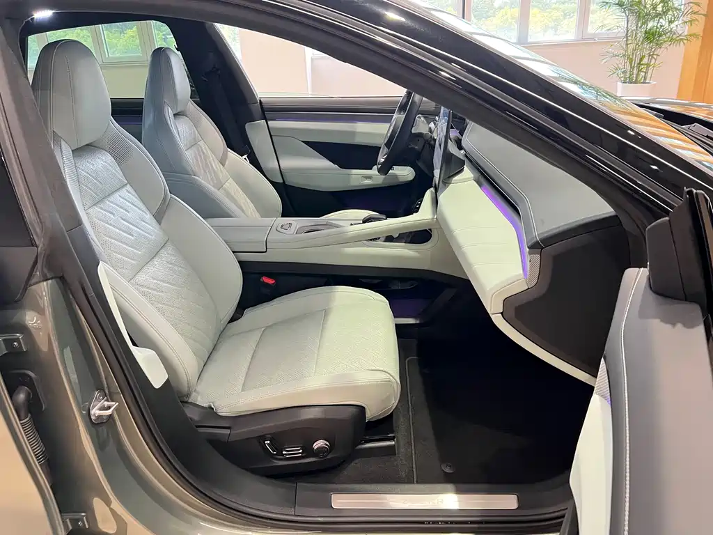 ZEEKR EXTREME KRYPTON 001