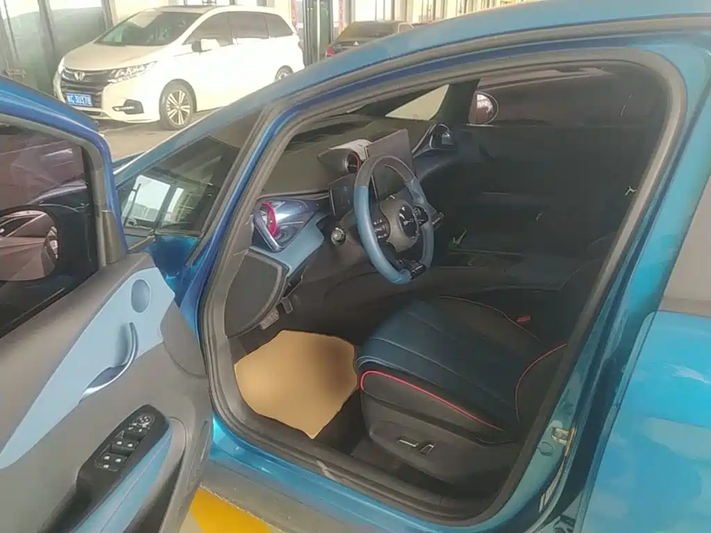 BYD Dolphin — миниатюра 16