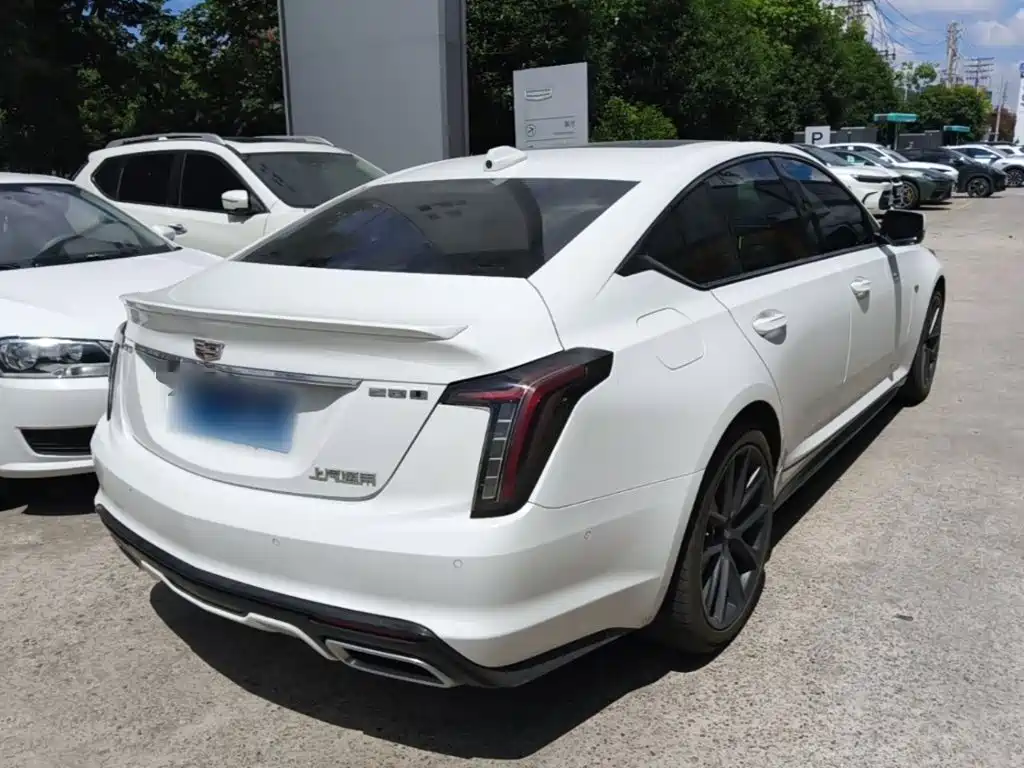 Cadillac CT5 — миниатюра 7