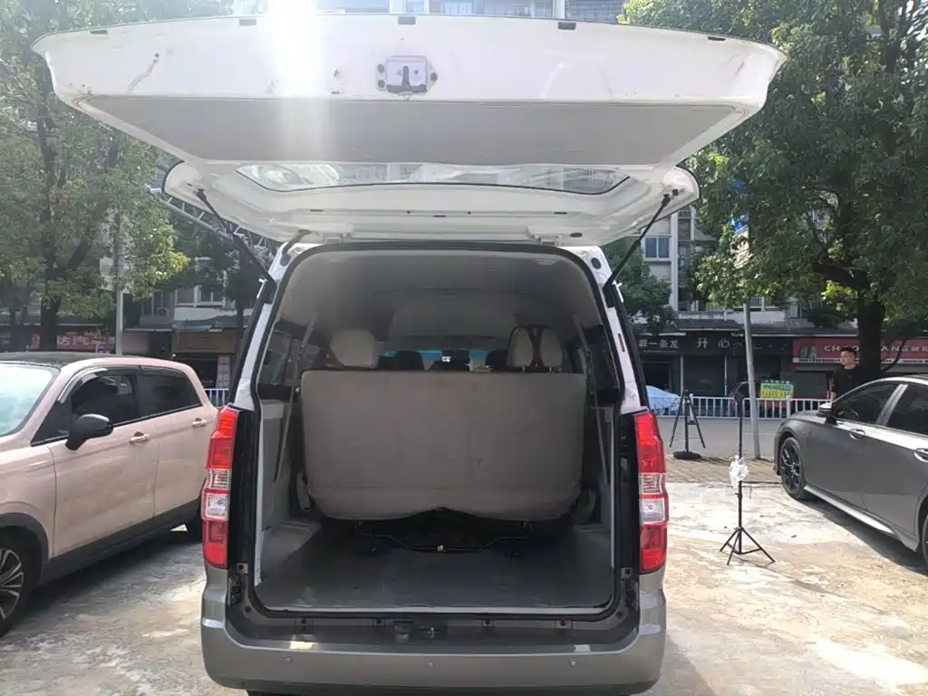 Jinbei Hiace X30L — миниатюра 19