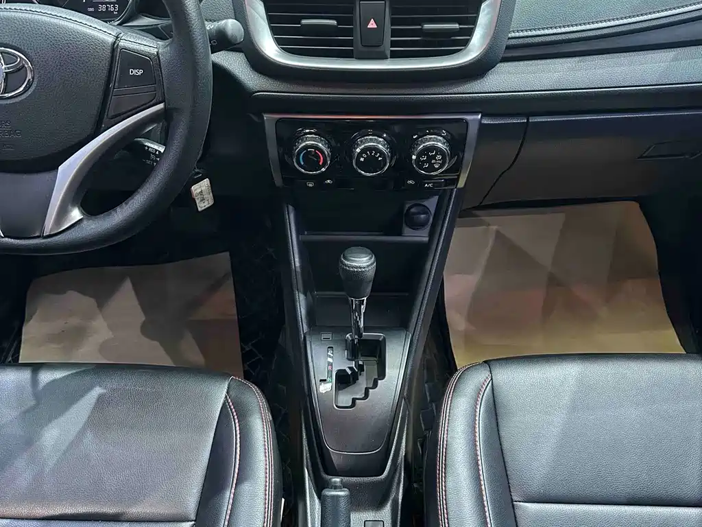 Toyota Yaris L — миниатюра 11