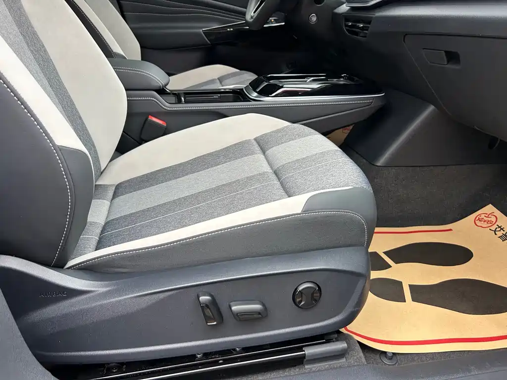 Volkswagen ID.4 Crozz — миниатюра 13