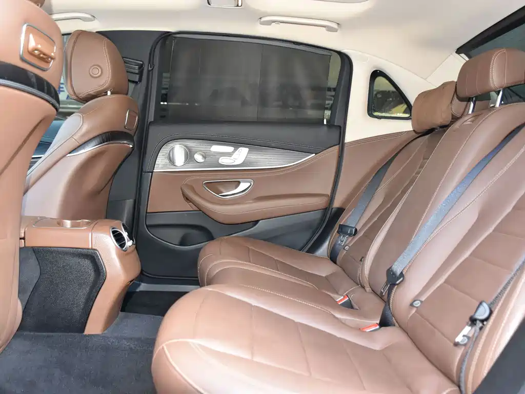 Mercedes-Benz E-Class E 2020 E 300 L Sport