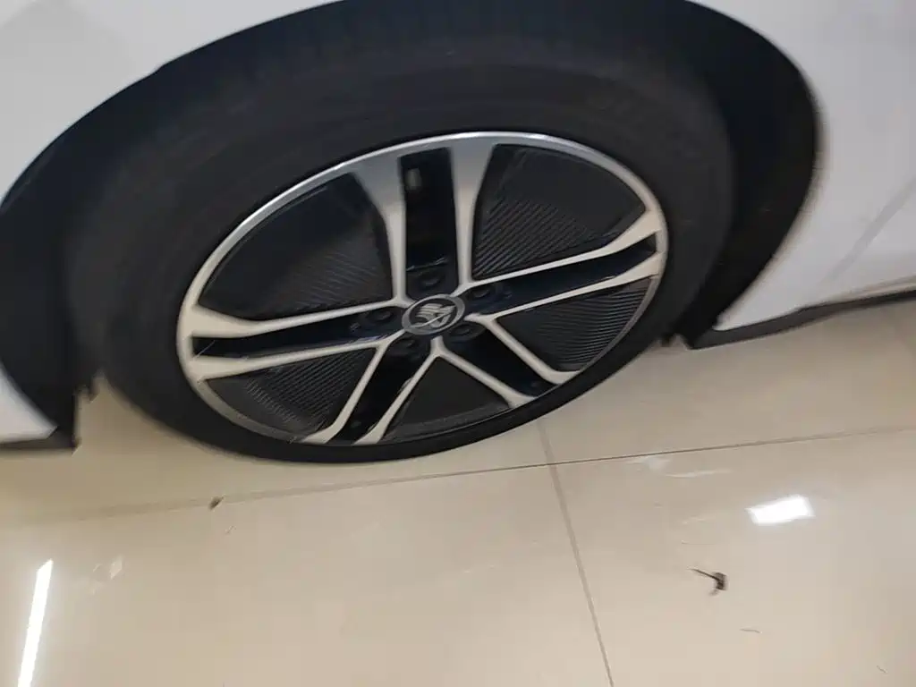 BYD Han — миниатюра 23