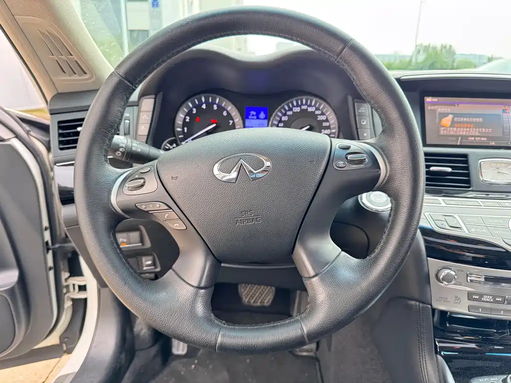 Infiniti Q70 — миниатюра 13
