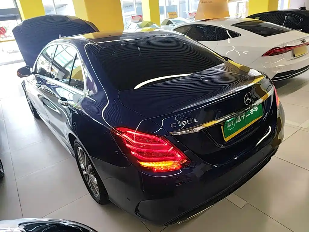 Mercedes-Benz C-Class — миниатюра 5