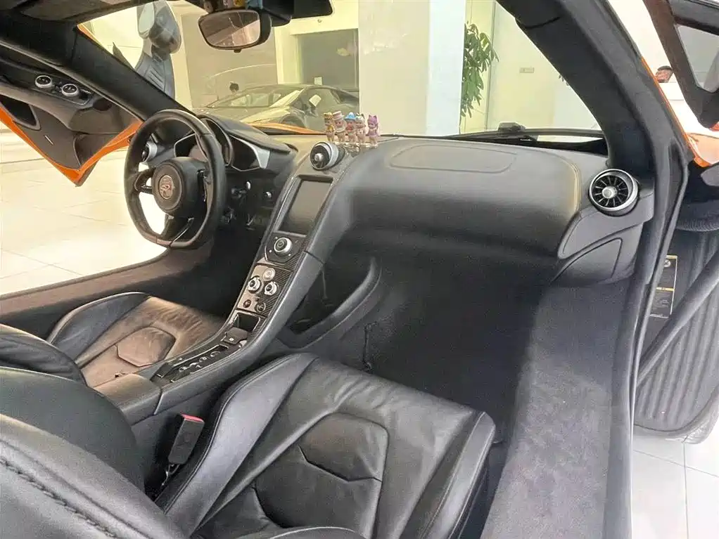 McLaren 12C 2013 3.8T COUPE 50
