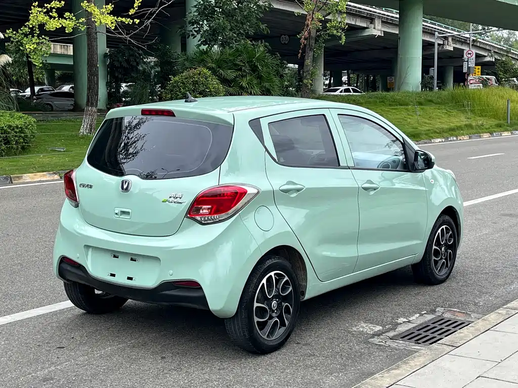 Changan Benben E-Star — миниатюра 16