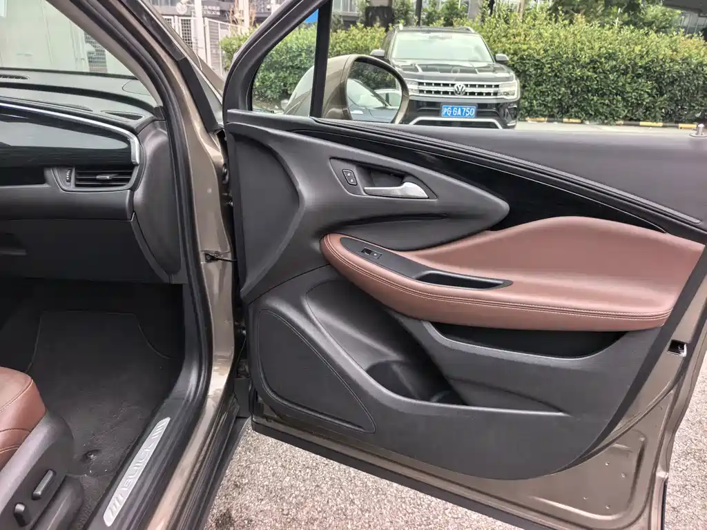 Buick Envision Plus — миниатюра 11