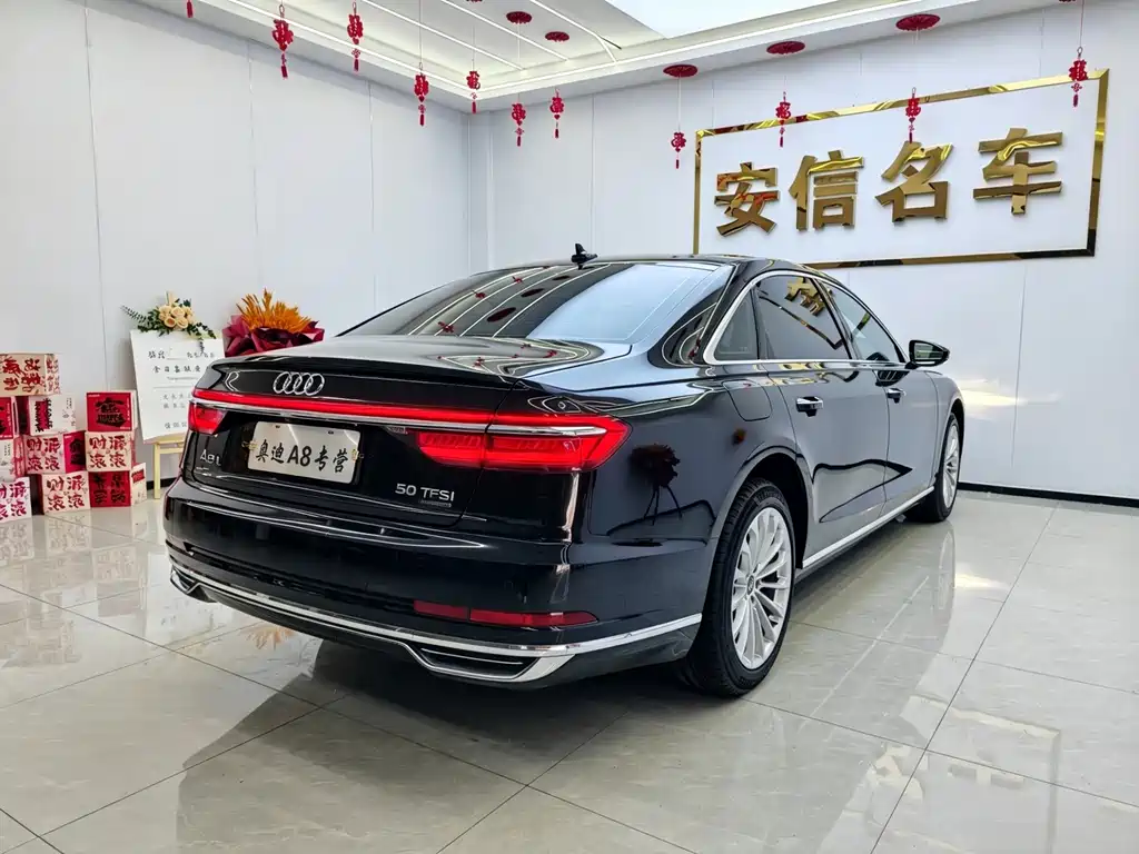 Audi A8 — миниатюра 8