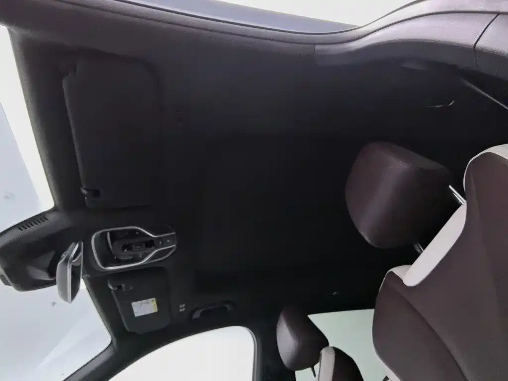 Geely Xingyue L — миниатюра 14