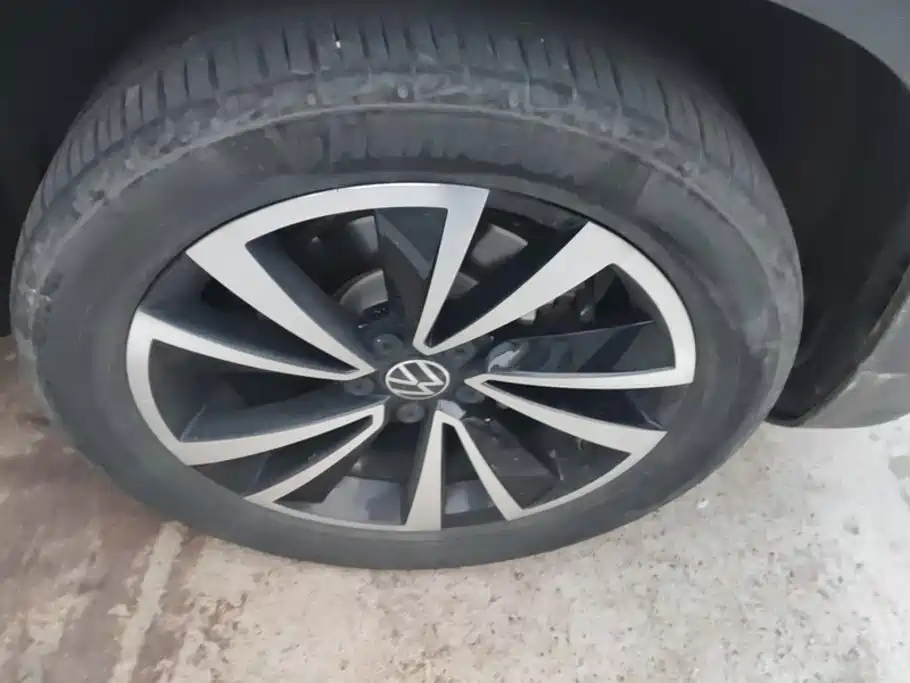 Volkswagen Tharu — миниатюра 6