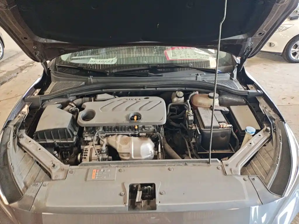 MG MG5 — миниатюра 20