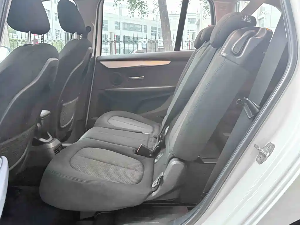 BMW 2 Series Gran Tourer 218i Leading Type, фото 17