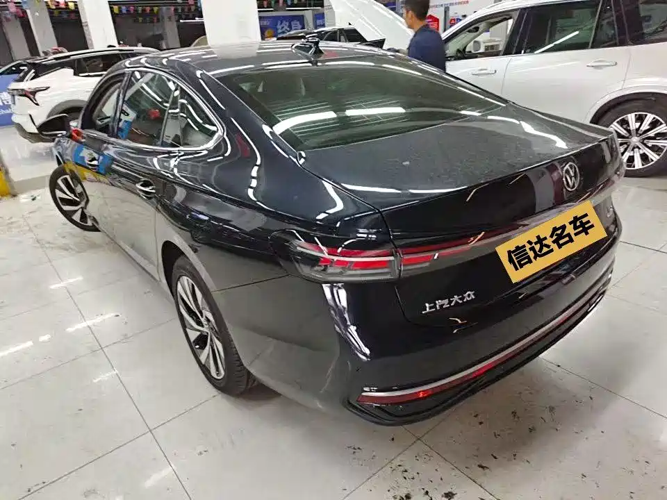 Volkswagen Passat — миниатюра 10