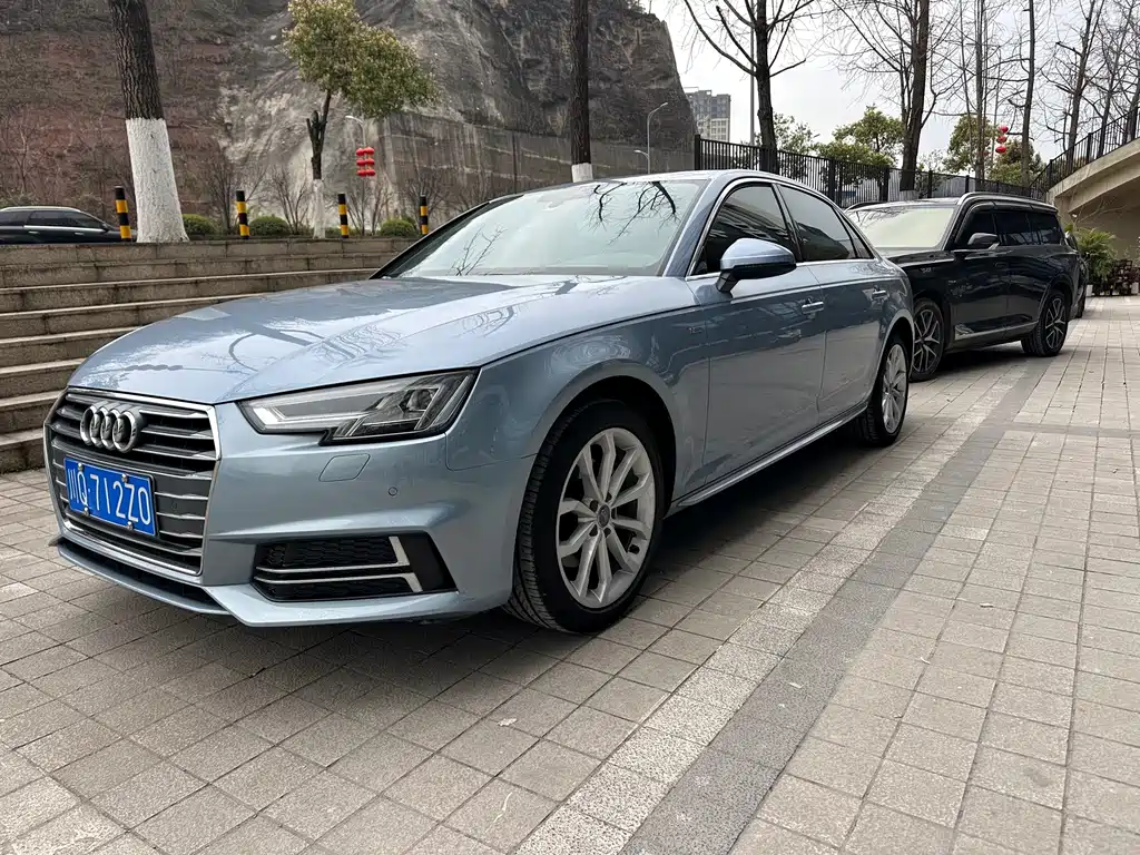 AUDI A4L