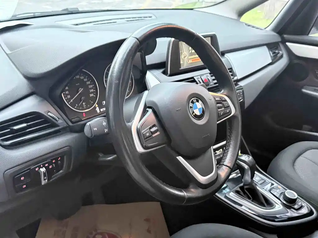 BMW 2 Series Gran Tourer 218i Leading Type, фото 7