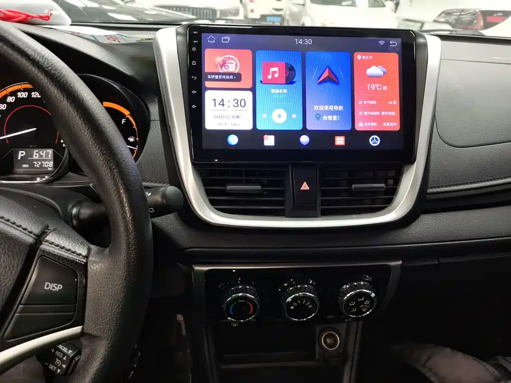 Toyota Yaris L — миниатюра 9