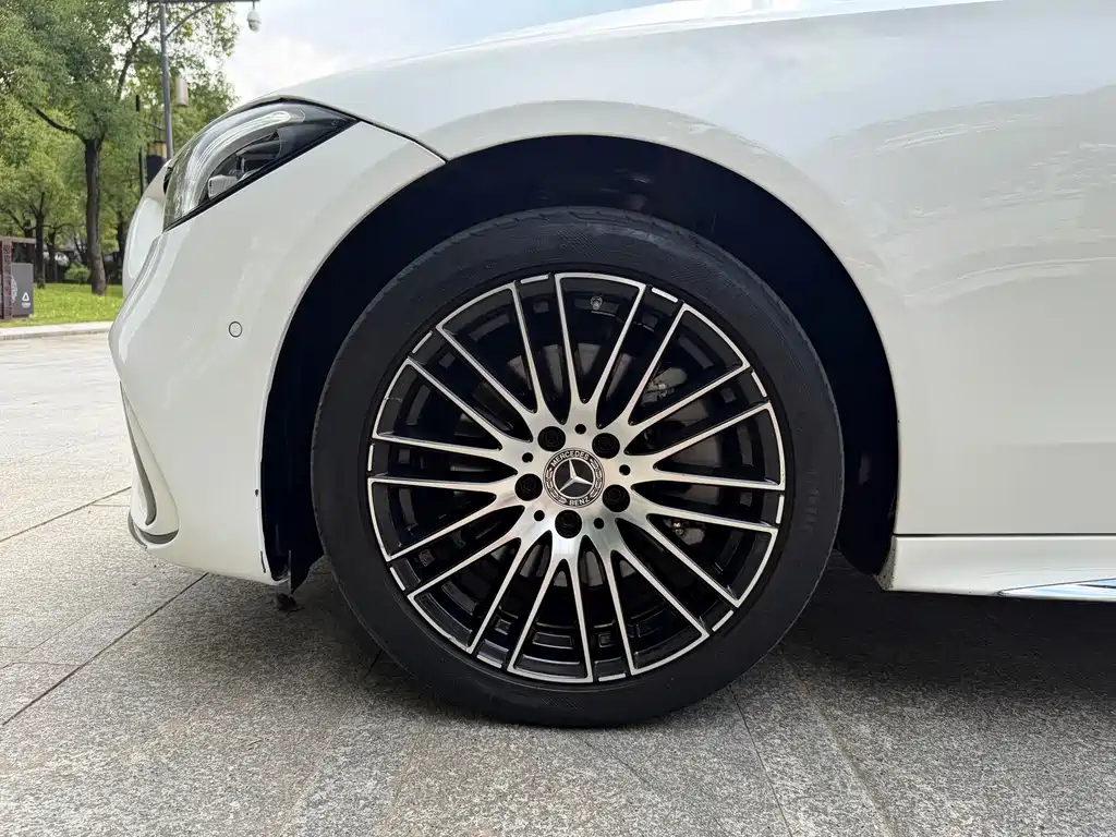 Mercedes-Benz C-Class — миниатюра 20