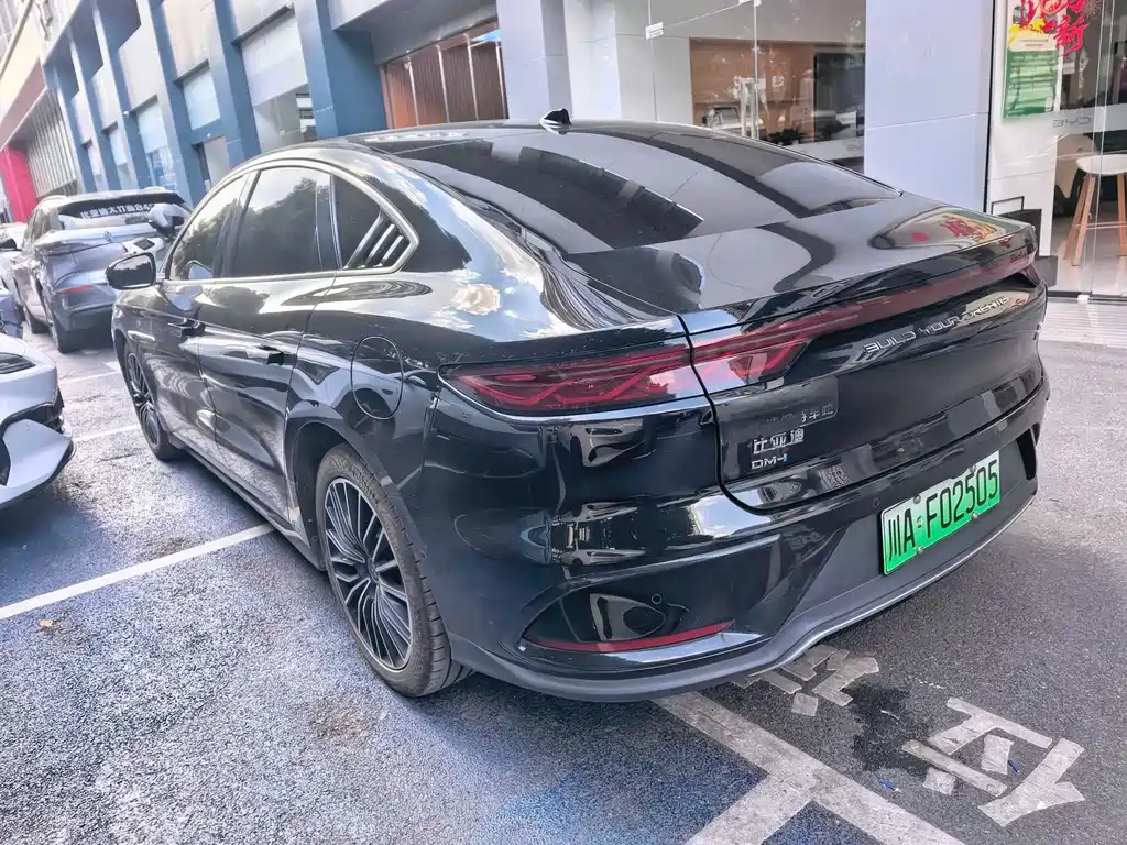 BYD Han — миниатюра 8
