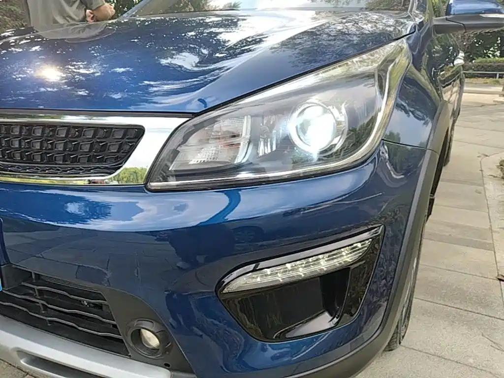 Kia KX Cross — миниатюра 24