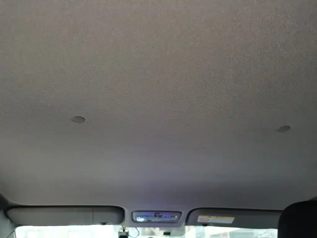 Toyota Yaris L — миниатюра 14