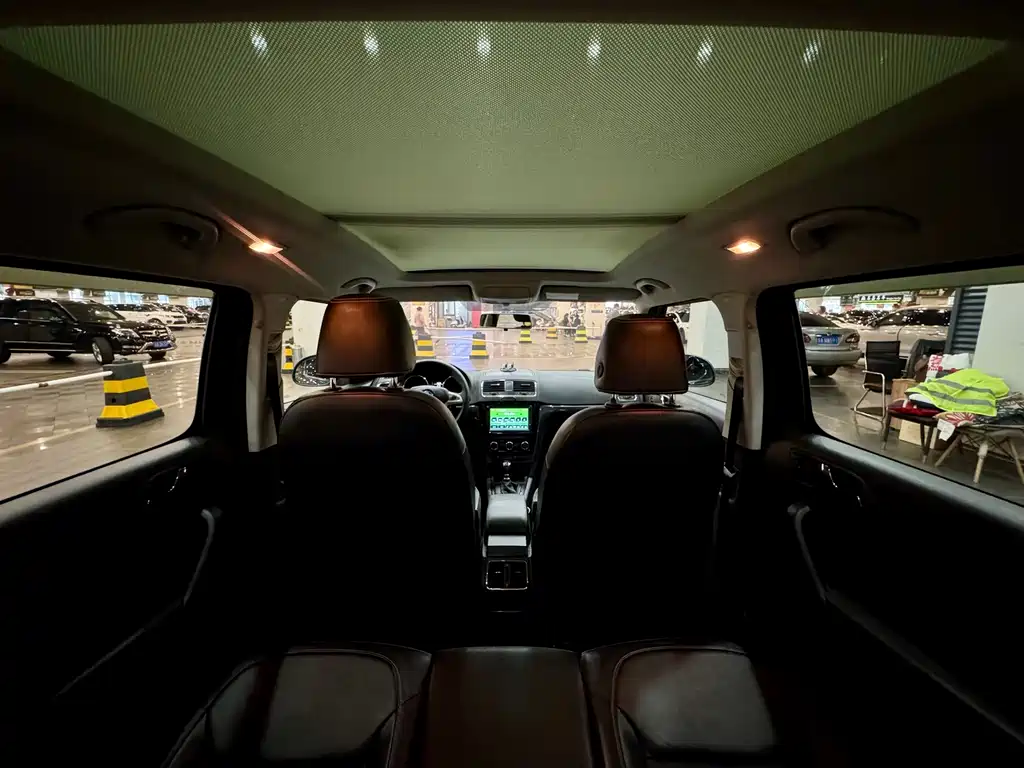 Skoda Yeti — миниатюра 15