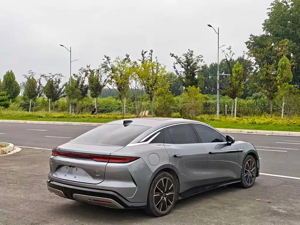 BYD Хань Ли — миниатюра 9