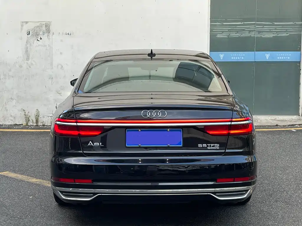Audi A8 — миниатюра 18