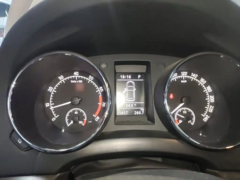 Skoda Yeti — миниатюра 8