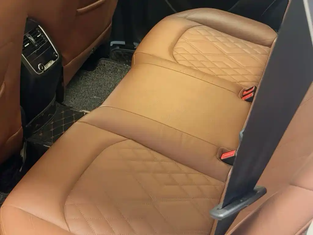 Borgward BX7 — миниатюра 2