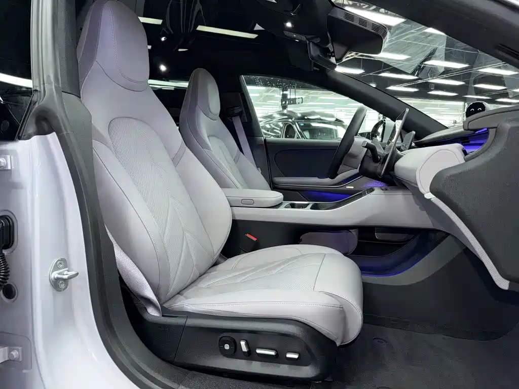 NIO ET5 — миниатюра 11