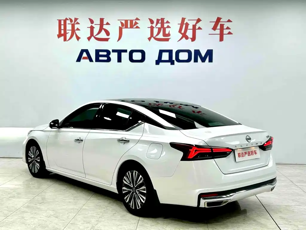 Nissan Teana — миниатюра 4