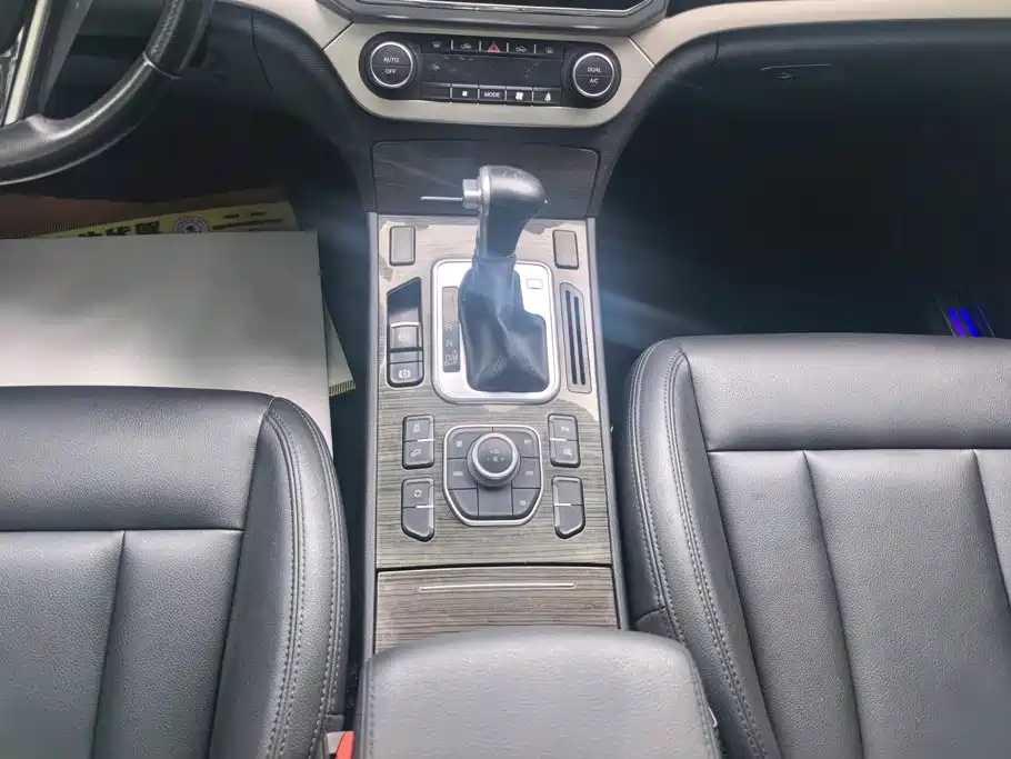 Haval H6 Coupe — миниатюра 16