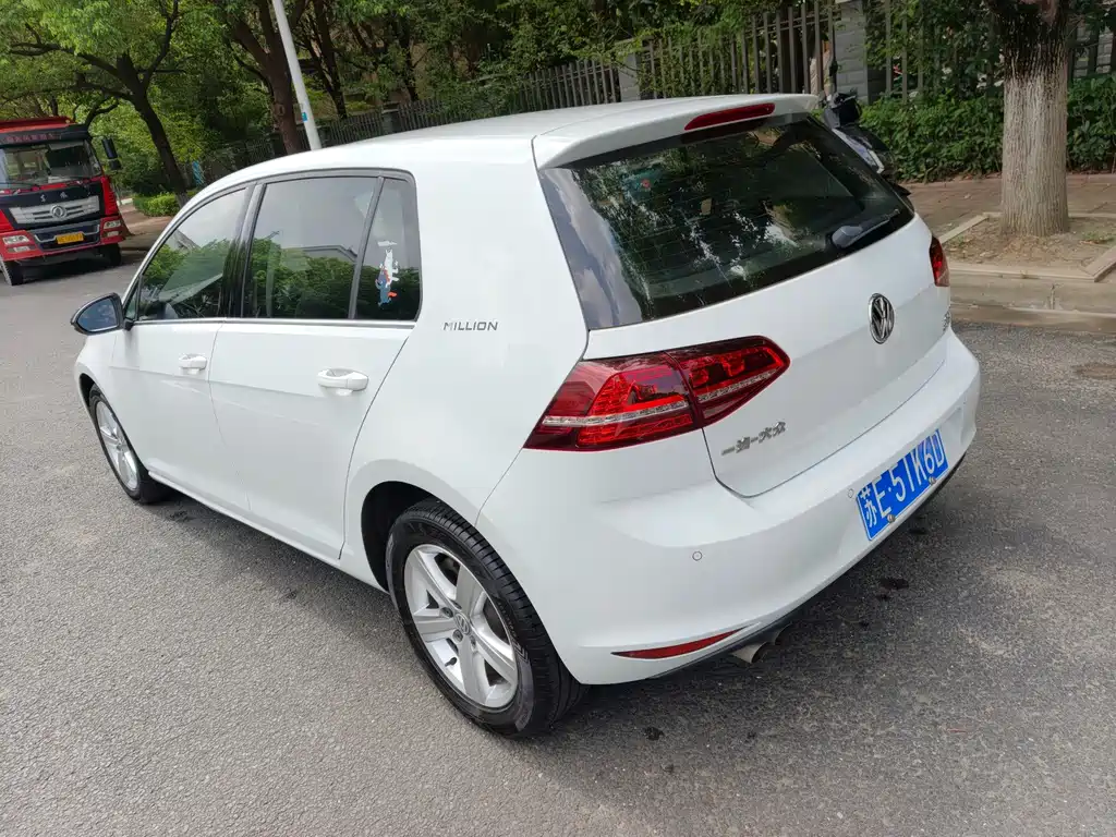 Volkswagen Golf — миниатюра 9