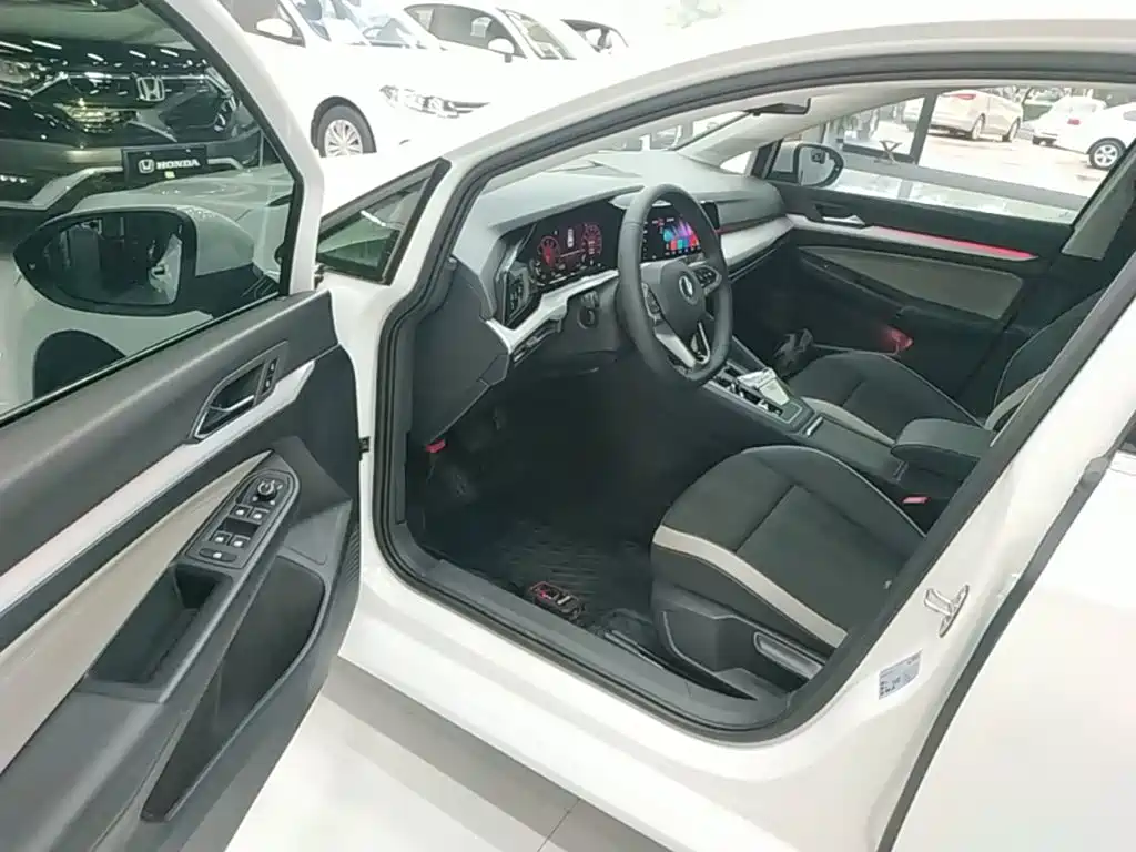 Volkswagen Golf — миниатюра 16