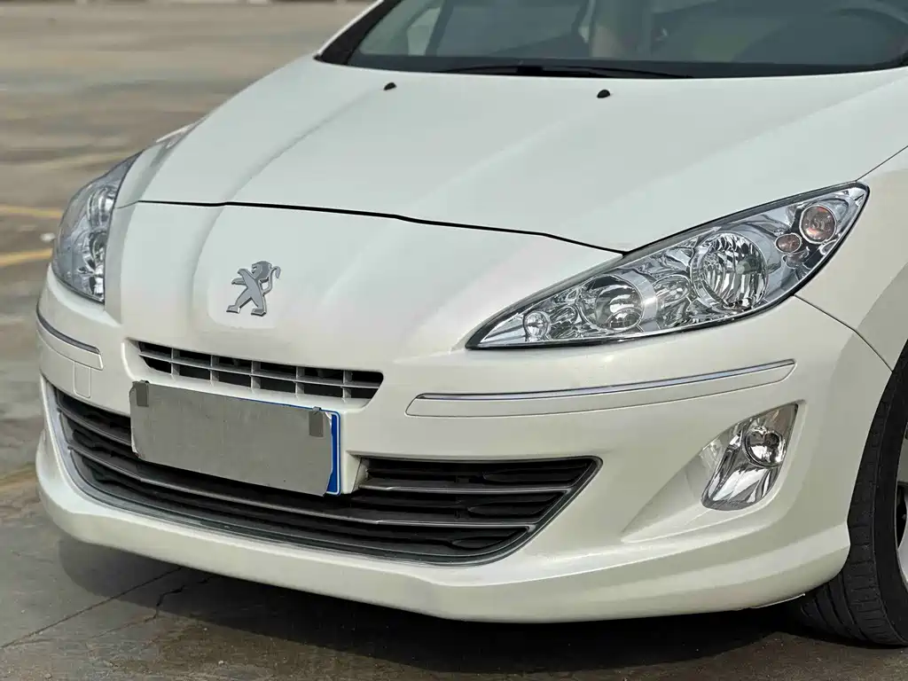 Peugeot 408 — миниатюра 10