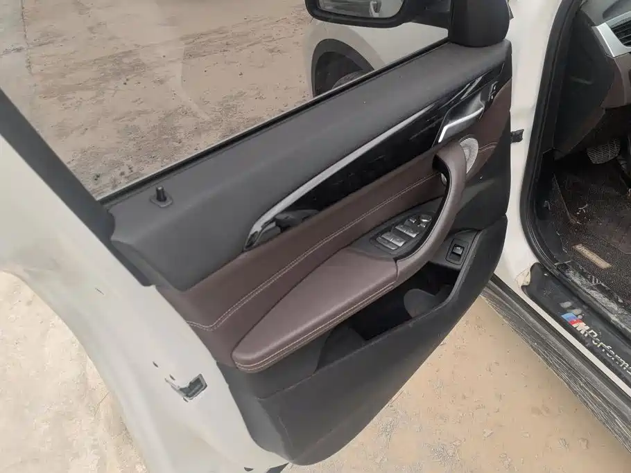 BMW X1 — миниатюра 7